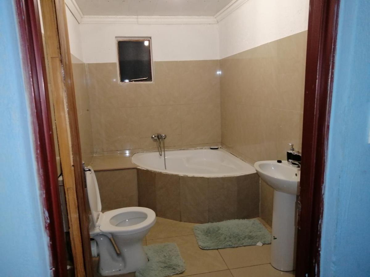 Moholoholo Lodge Acornhoek Ngoại thất bức ảnh
