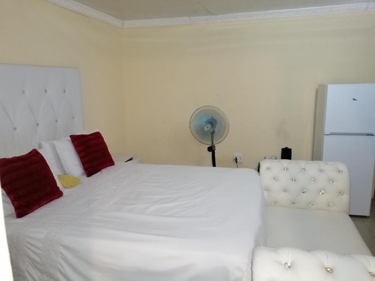 Moholoholo Lodge Acornhoek Ngoại thất bức ảnh
