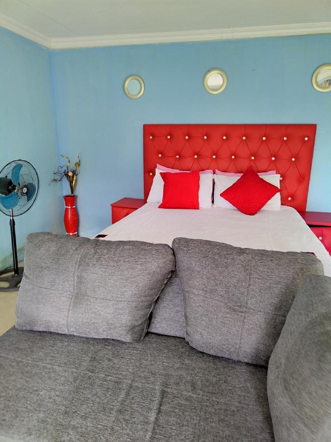 Moholoholo Lodge Acornhoek Ngoại thất bức ảnh
